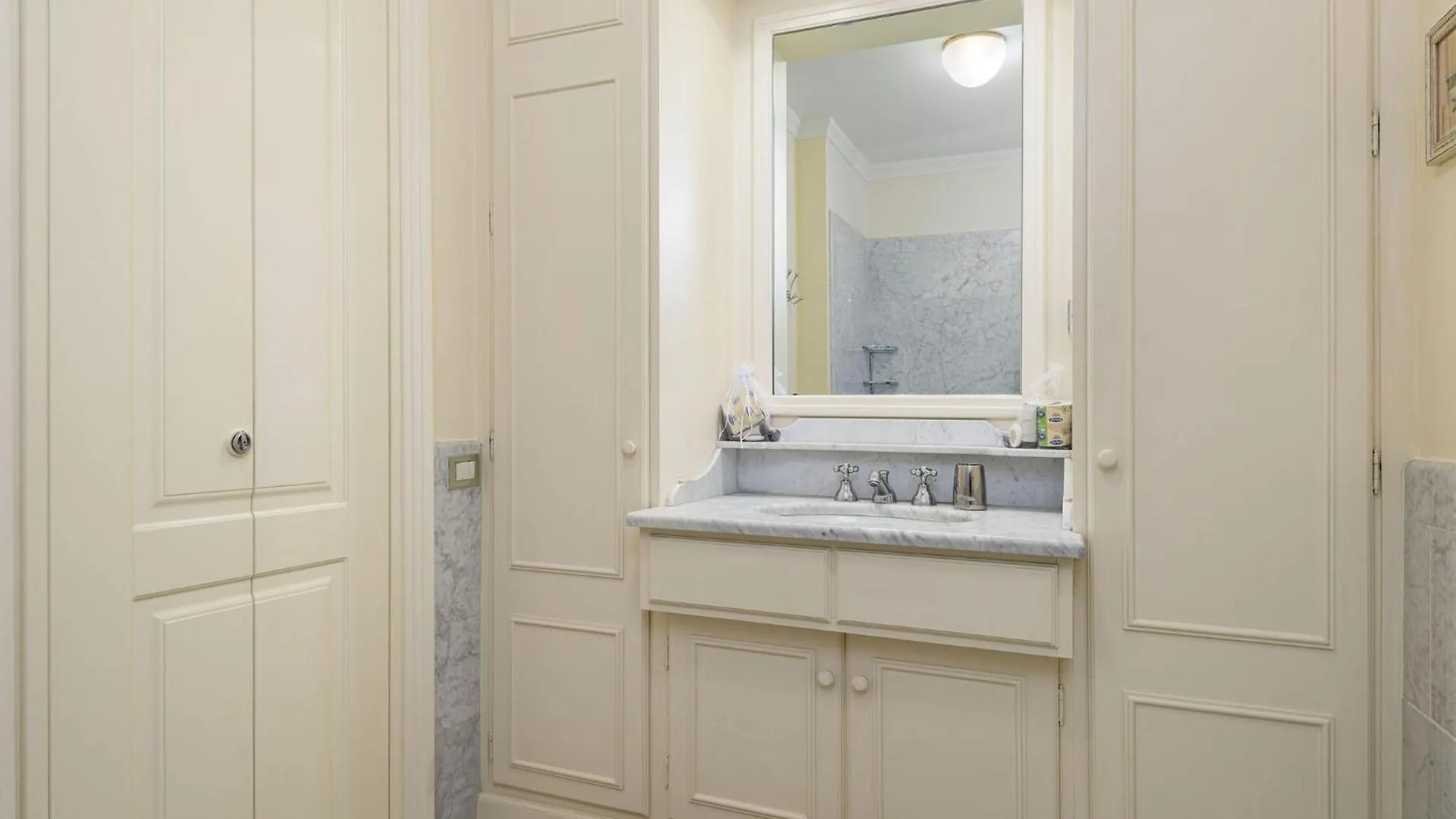 Unyca - Luxury Central Suite Firenze Italia